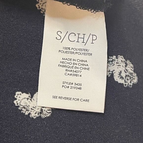 Two 2 lot bundle Cabi sleeveless small blouses - Picture 13 of 14